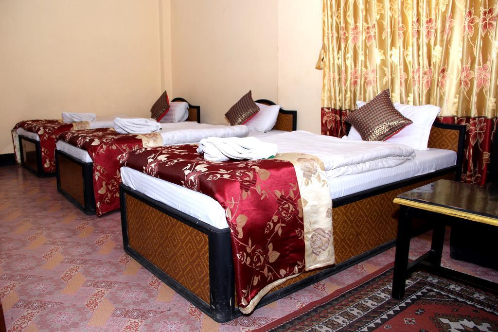 Elbrus Home Κατμαντού Δωμάτιο φωτογραφία